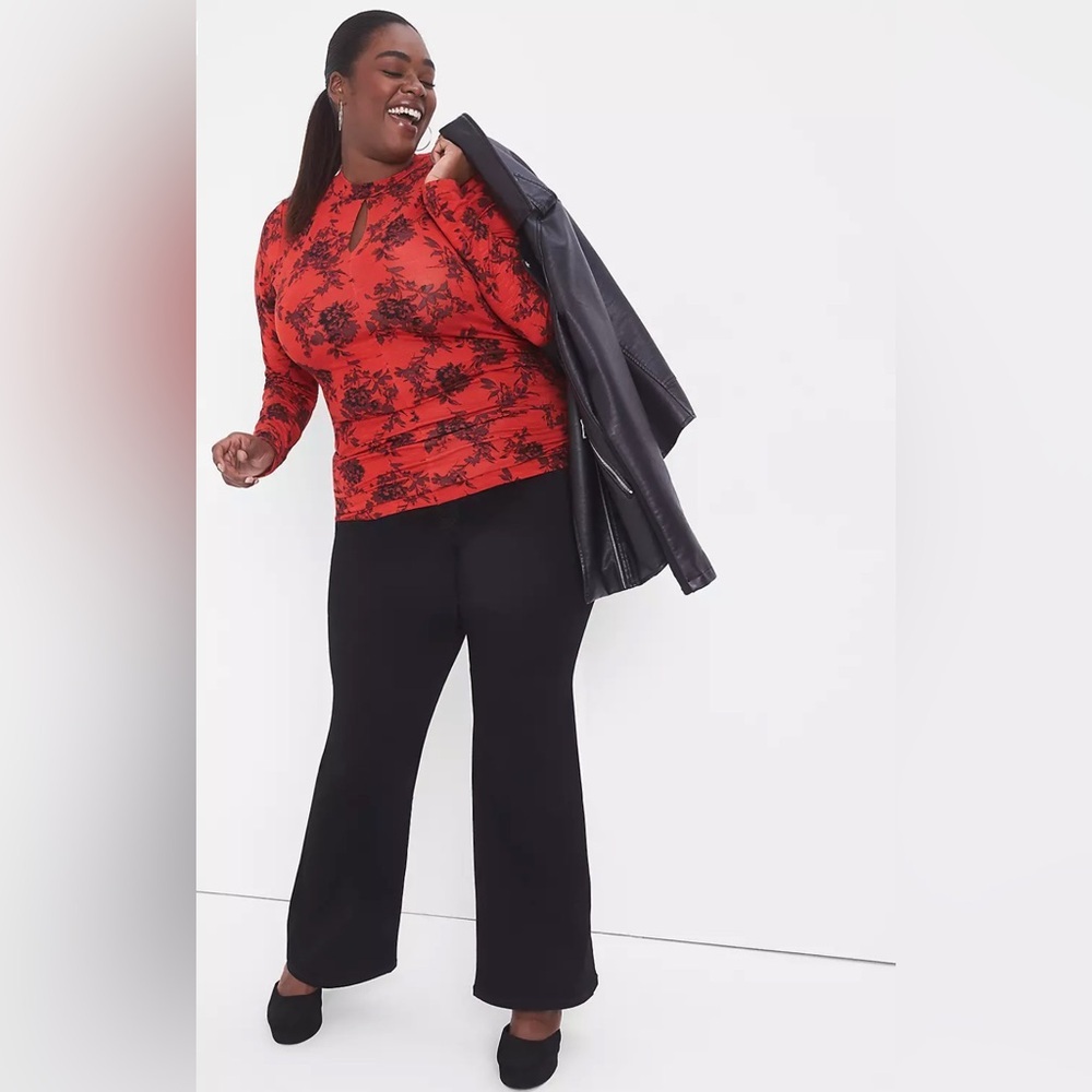 Lane Bryant Mock-Neck Ruched-Side Top 18/20 Red Black Floral Romantic Valentine